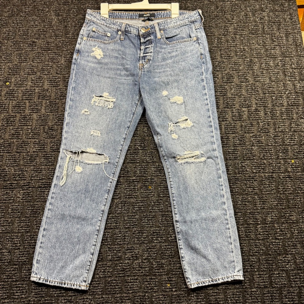 Aeropostale Aero Boyfriend Jeans Light Wash Distressed Button Fly Size 12 Reg